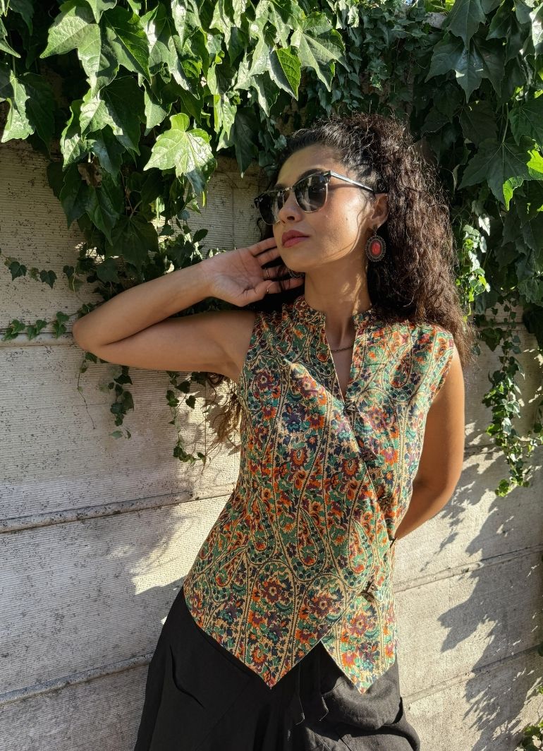 Mandarin Collar Cross-Button Green Floral Blouse