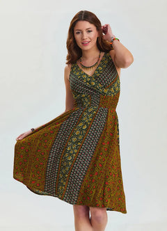 V-Neck Yoke Green Patterned Midi Dress 6843