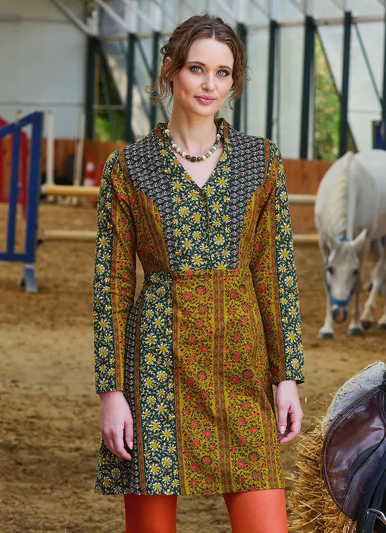 Hakim Yaka Düğme Detaylı Bağlamalı Yeşil Çiçekli Elbise 7052