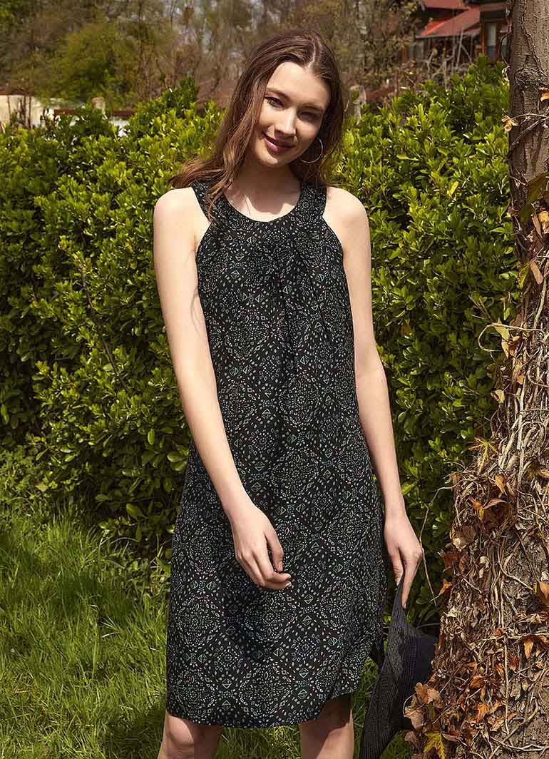 Green Patterned Pleated Slit Dress 4866