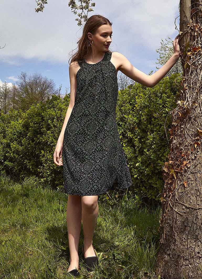Green Patterned Pleated Slit Dress 4866