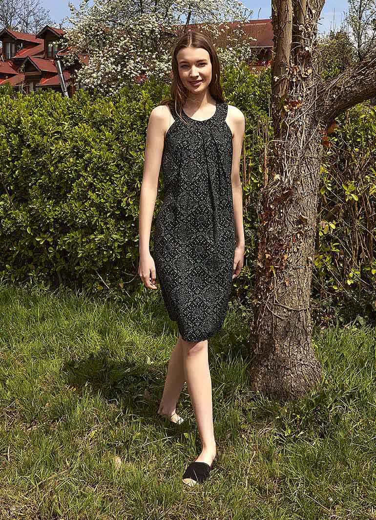 Green Patterned Pleated Slit Dress 4866