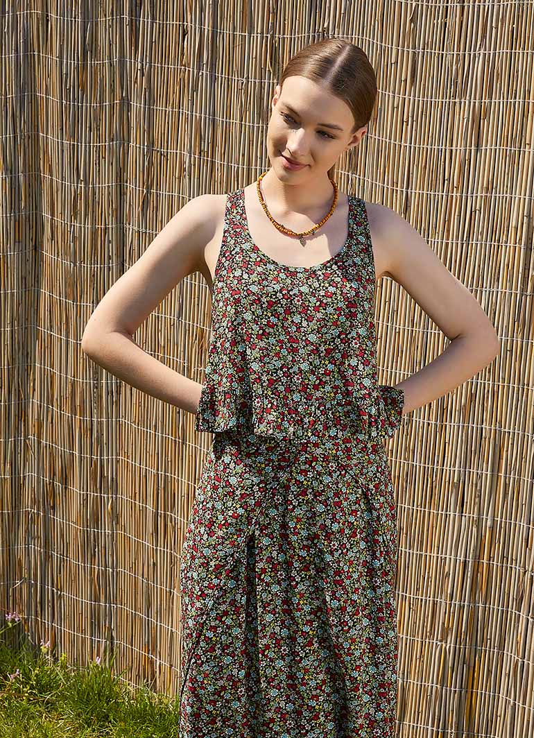 Bohemian Style Thick Strap Floral Crop Blouse 5037