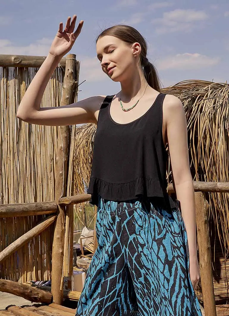 Bohem Tarz Kalın Askılı Siyah Crop Bluz 5036