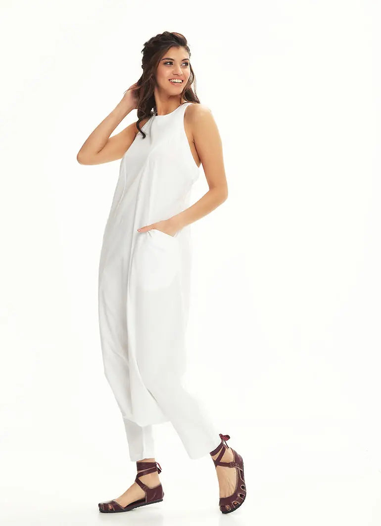 Halter Yaka Sırt Dekolteli Beyaz Tulum 2835