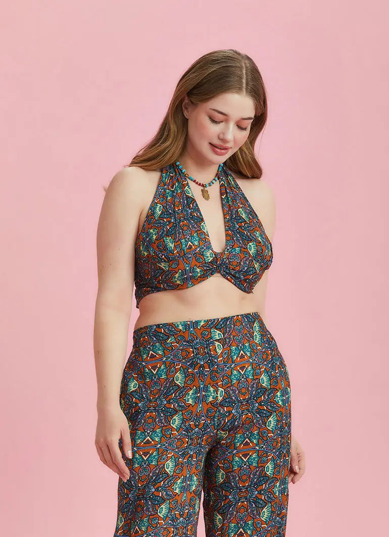 Boyundan Bağlamalı Etnik Desenli Büyük Beden Crop Bluz 6394