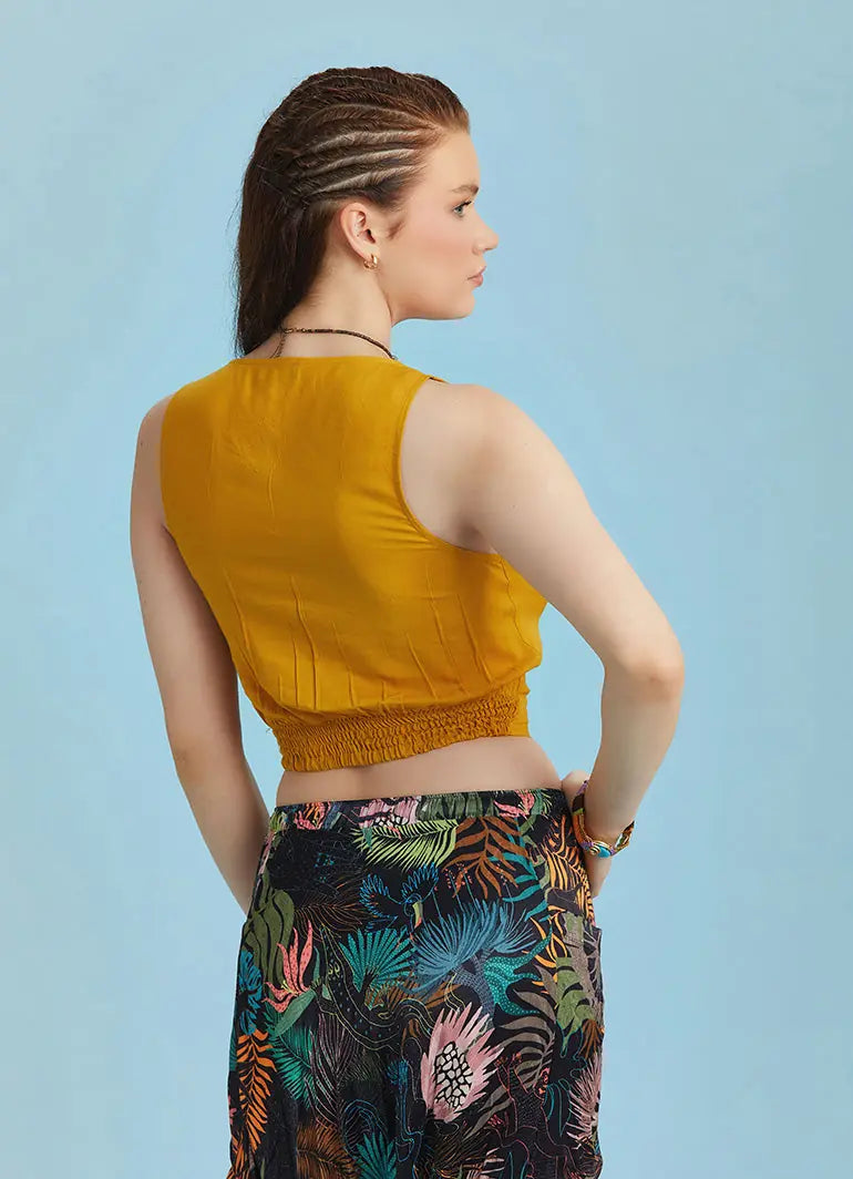 Lastikli Kolsuz Degaje Yaka Sarı Şık Crop Bluz 6522