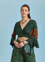 Yeşil Çiçekli Desenli İspanyol Kol Crop Bluz 6261