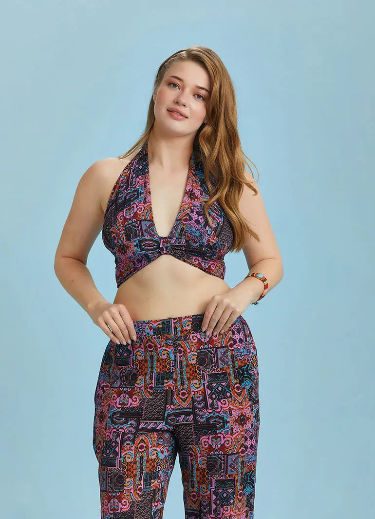 Boyundan Bağlamalı Etnik Desenli Crop Büyük Beden Bluz 6397