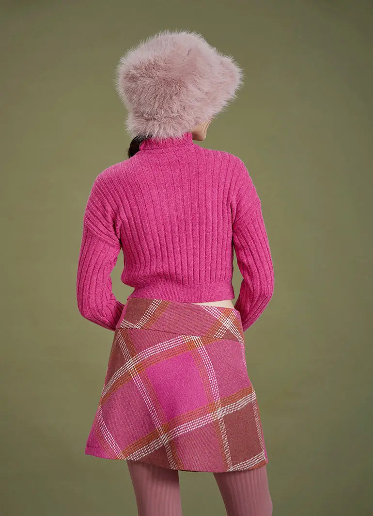 Pembe Desenli Büyük Düğmeli Kışlık Mini Etek 6684