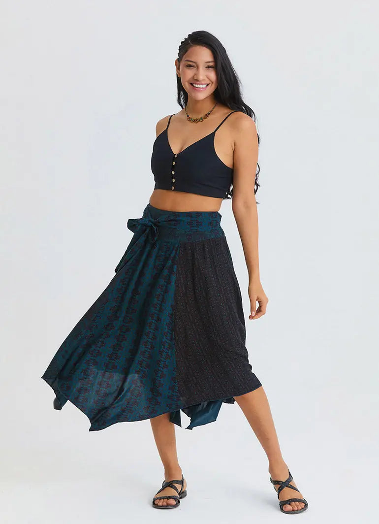 İnce Askılı Düğme Detaylı Siyah Crop Bluz 7247