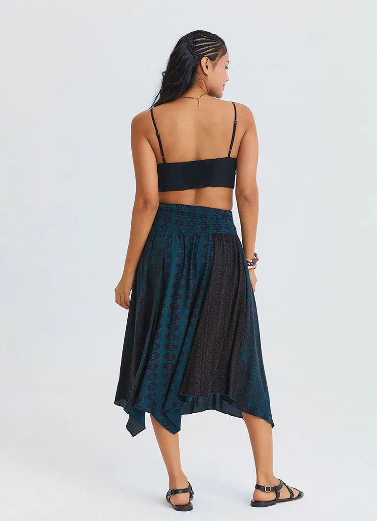 İnce Askılı Düğme Detaylı Siyah Crop Bluz 7247