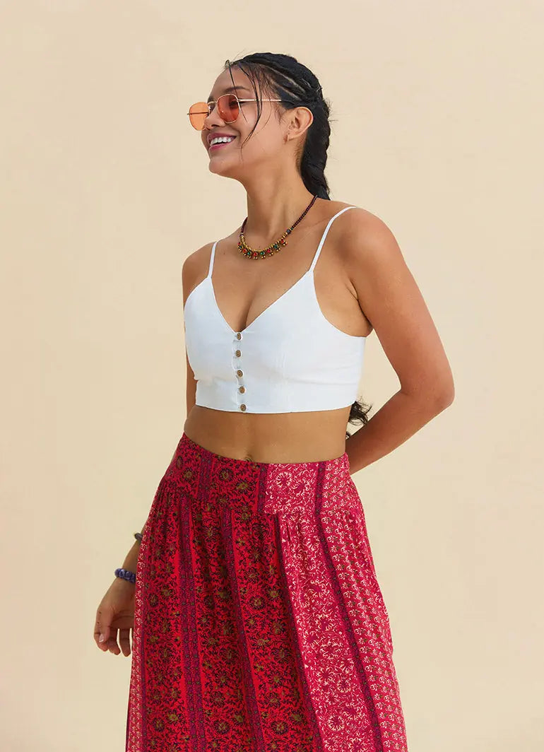 İnce Askılı Düğme Detaylı Beyaz Crop Top 7248