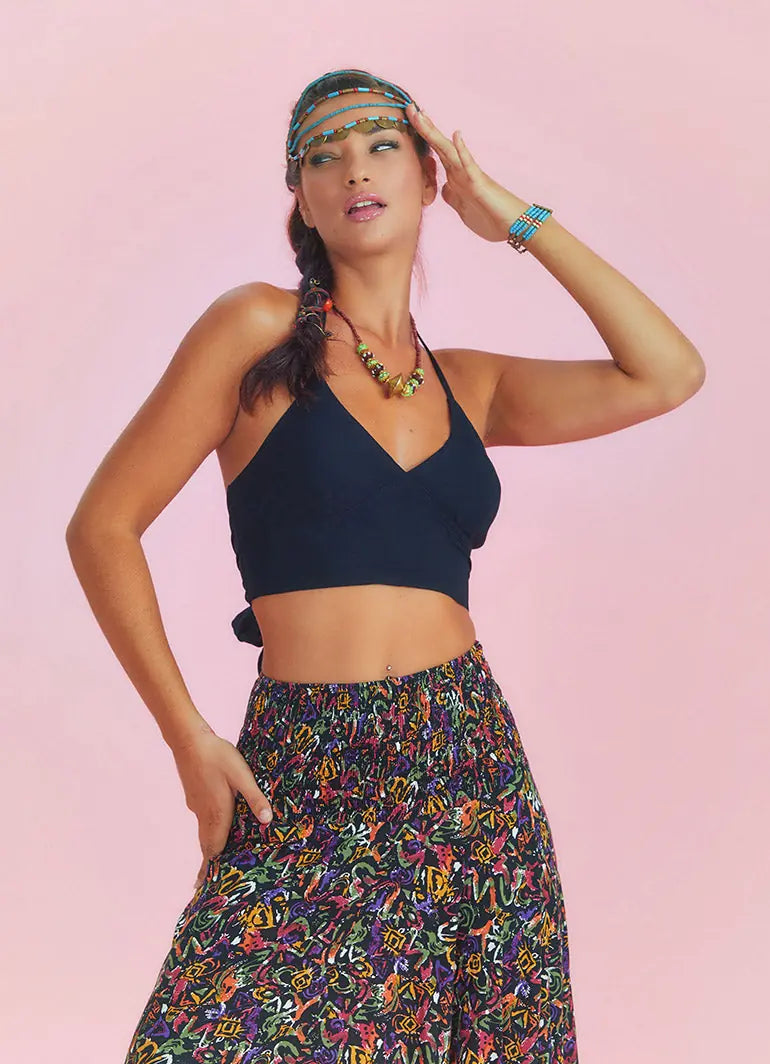 Sırtı Açık Boyundan Bağlamalı Kuplu Siyah Crop Bluz 5257