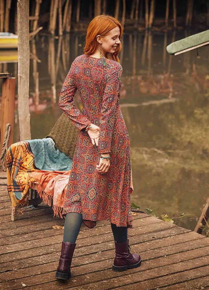Retro Desenli Uzun Kollu Asimetrik Kesim Kışlık Kadın Elbise 3158