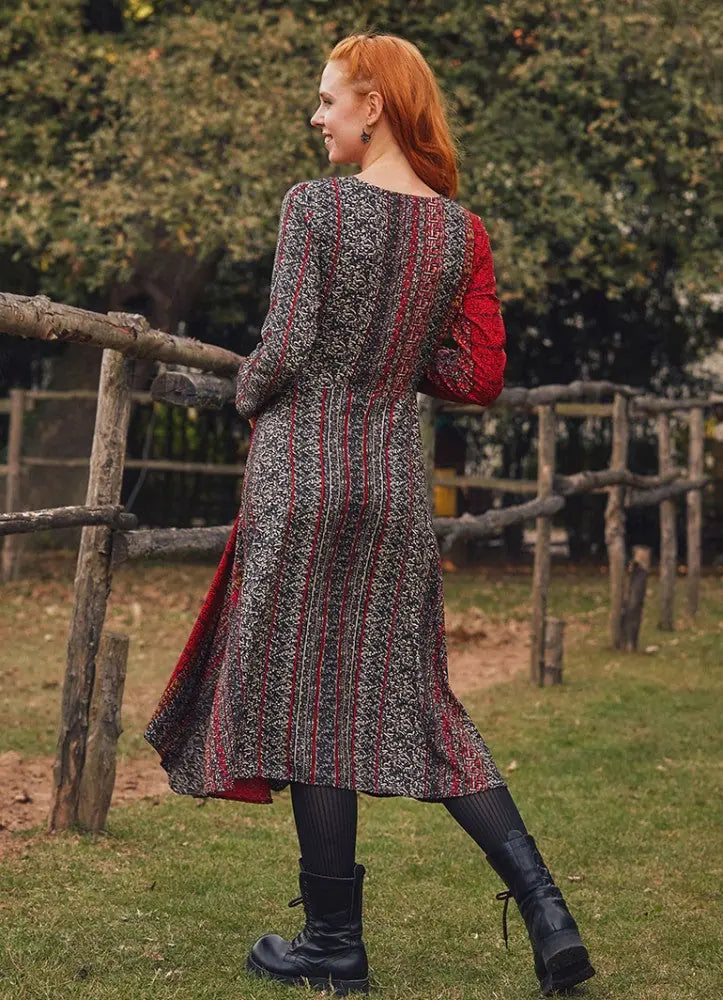 Otantik Desenli Uzun Kollu Asimetrik Kesim Kışlık Hamile Elbise 3161