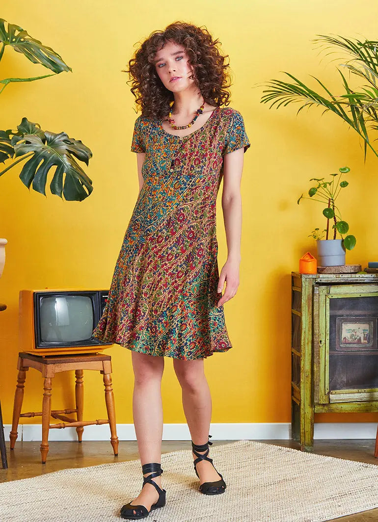 Önü Düğmeli Patchwork Kısa Kol Otantik Elbise 5234