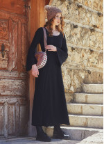 Kayık Yaka Belden Bağlamalı İspanyol Kol Siyah Elbise