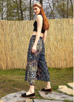 Ön Pilikaşe Detaylı Kadın Lacivert Desenli Pantolon Etek