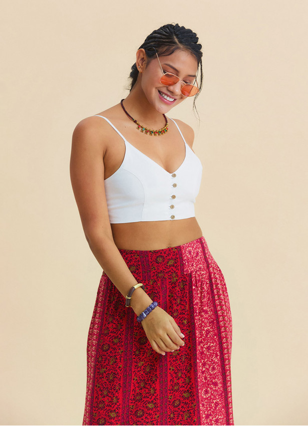 İnce Askılı Düğme Detaylı Beyaz Crop Top 7248