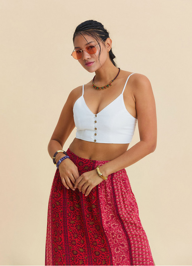 İnce Askılı Düğme Detaylı Beyaz Crop Top 7248