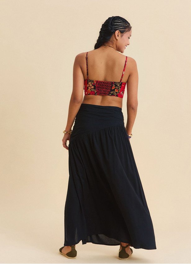 Drape Detaylı Yırtmaçlı Siyah Bohem Etek 7237