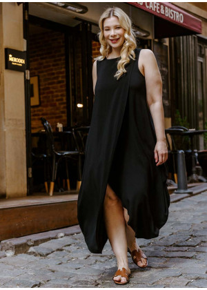Diyagonal Kesim Ön Katlı Siyah Bol Büyük Beden Elbise