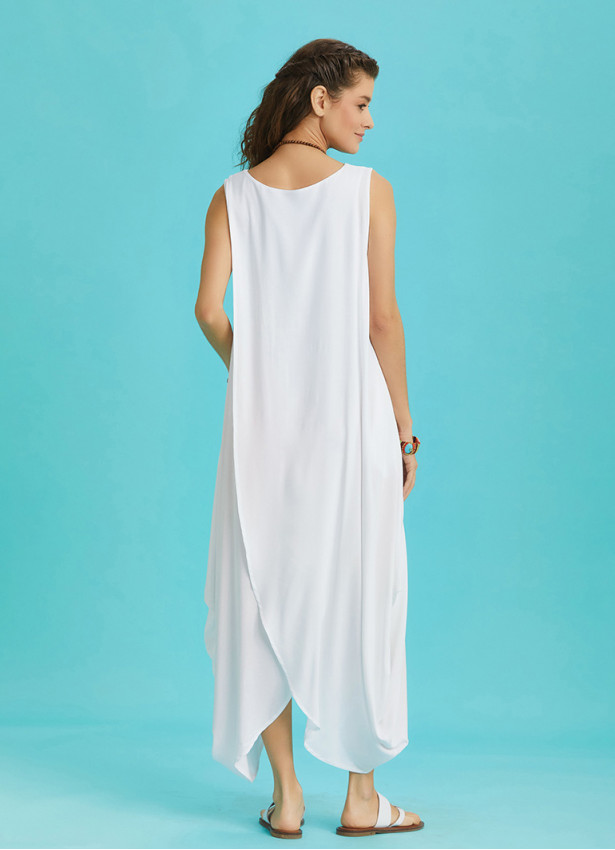 Diyagonal Kesim Ön Katlı Beyaz Bol Şık Elbise
