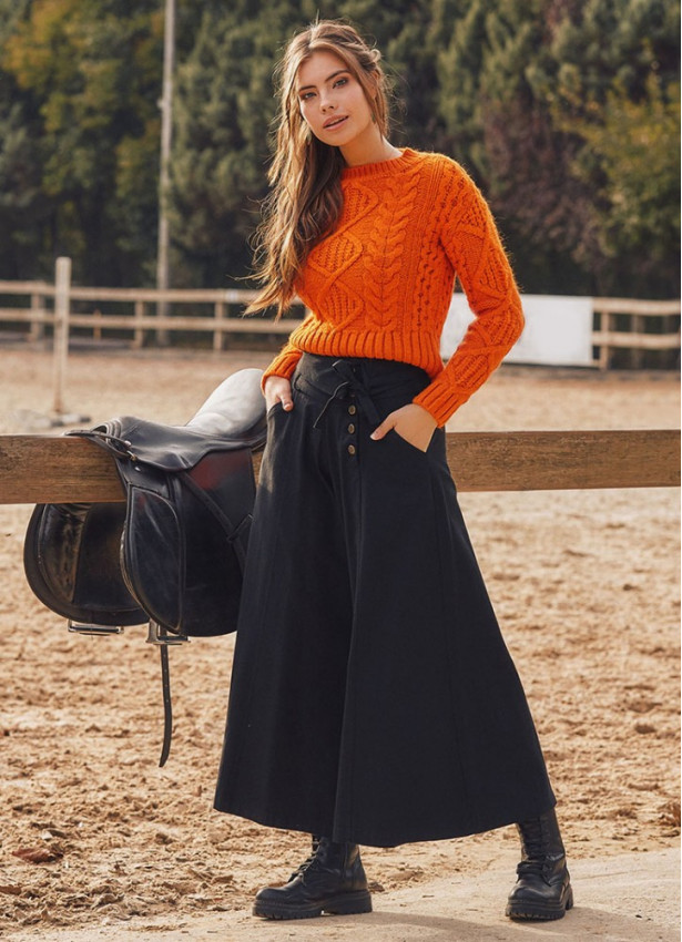 Düşük Bel Düğmeli Kadın Bol Paça Siyah Pantolon 200