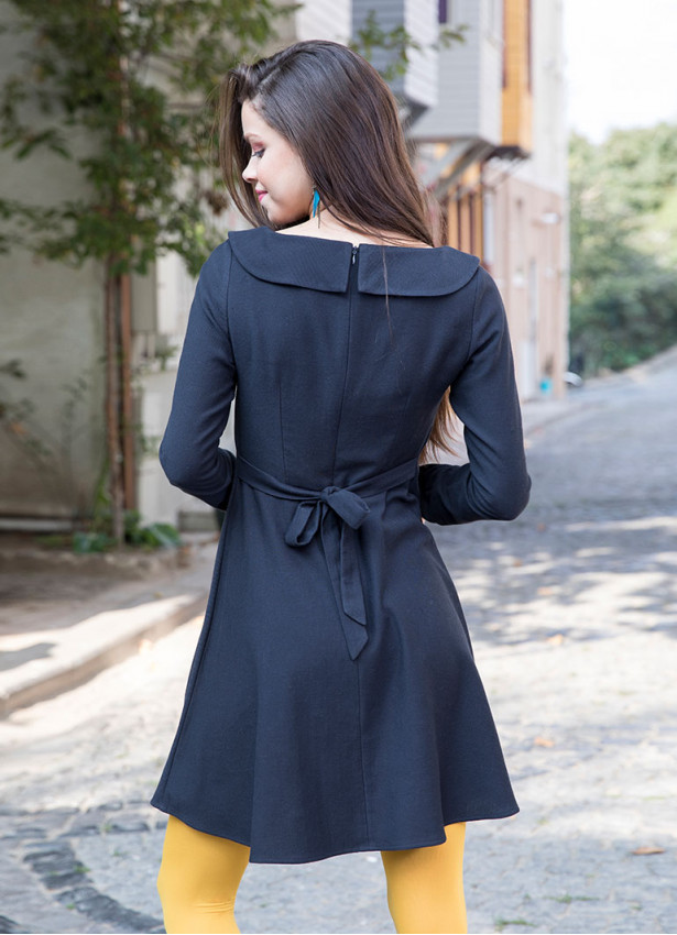 Kayık Yaka Uzun Kollu Kısa Siyah Elbise